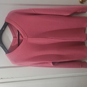 SO Pink V-Neck Sweater Relaxed Fit